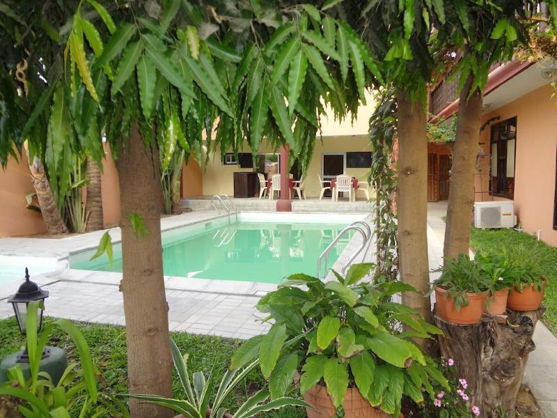 Roc Heights Lodge Bakau Exterior foto
