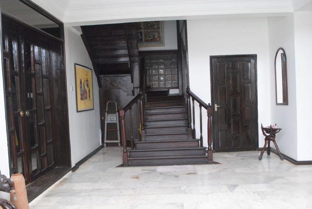 Roc Heights Lodge Bakau Exterior foto